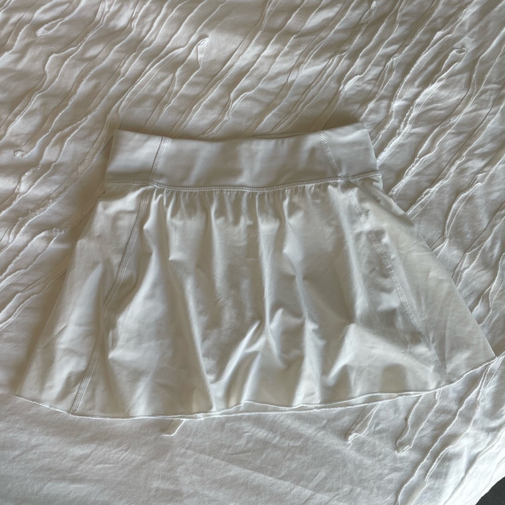 Aritzia Skirt